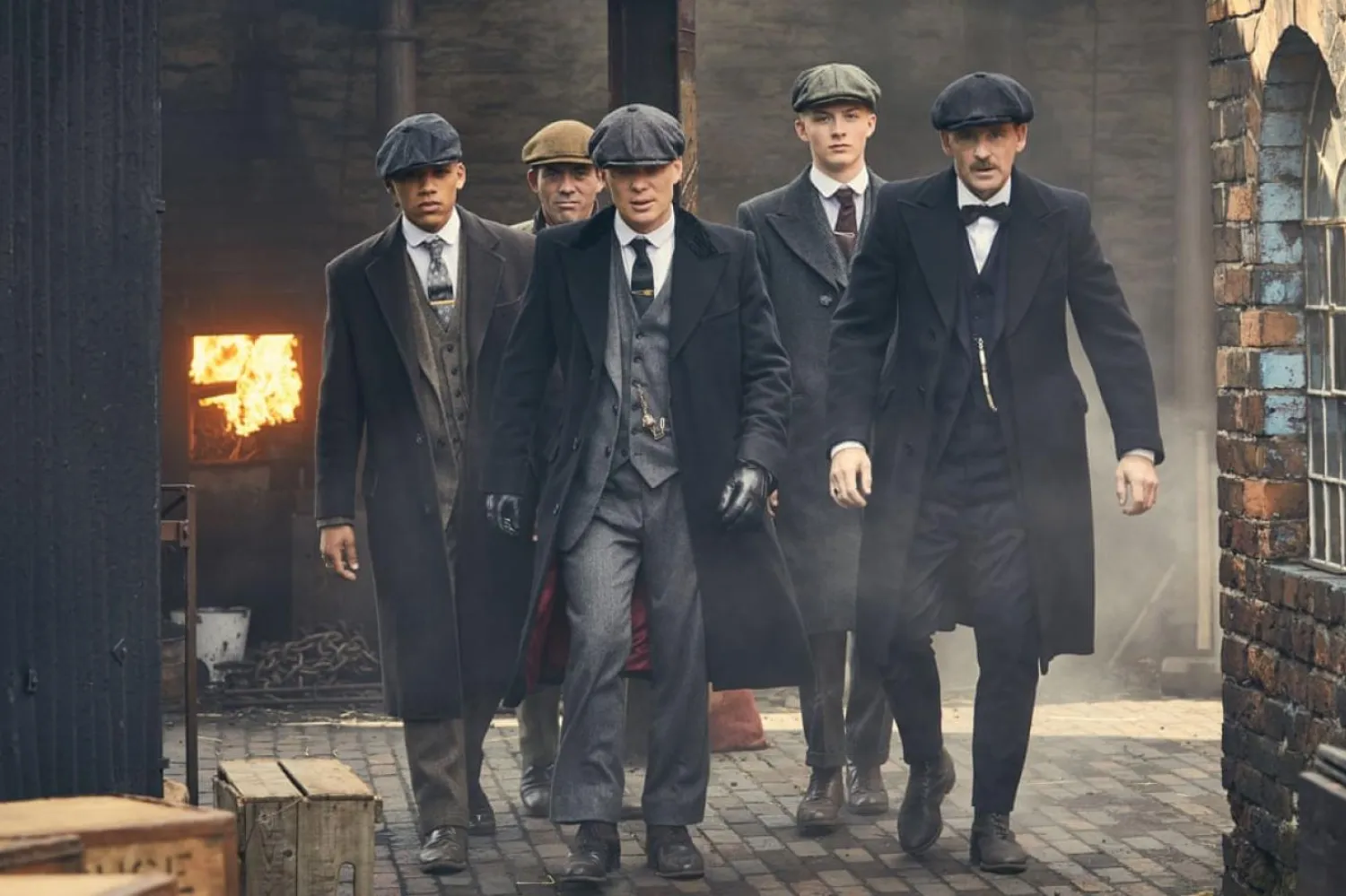 Shelby'ler Dönüyor: Peaky Blinders Yeni Diziyle Geri Dönüyor