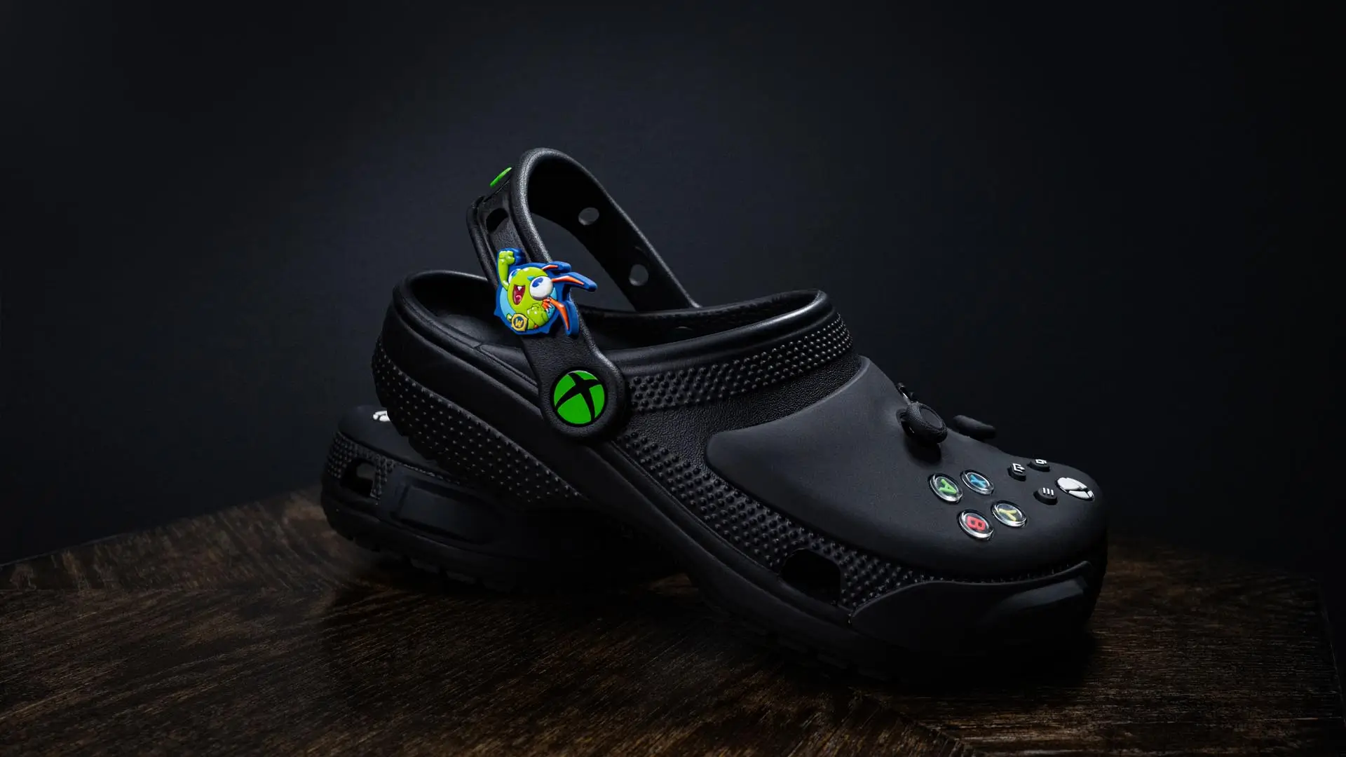 Xbox Temalı Crocs Çıktı: Level Atlayan Konfor